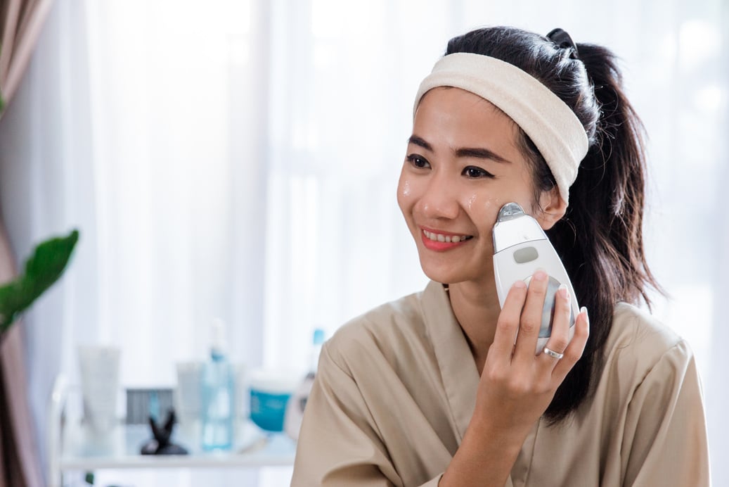 cosmetic galvanic beauty treatment